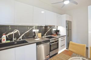 Afrodite Classic Residence, 2BR, WiFi, City View