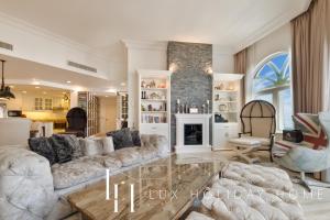 LUX The Shoreline Sea View Suite