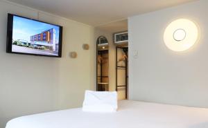 Hotels Campanile Toulouse Balma - Cite de l'Espace : photos des chambres