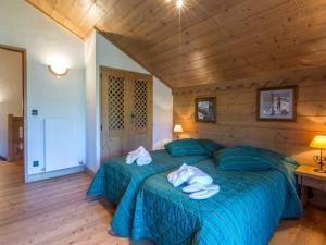 Duplex 4 Ch. avec Piscine, Spa, Ski aux Pistes - FR-1-461-14