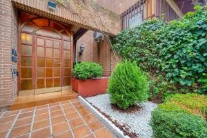 P CasaCafe Madrid Calle Carlos Dubois 3 - 波苏埃洛-德阿拉尔孔