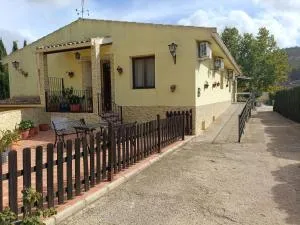 Chalet con piscina - Raspay