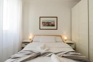 Central Luxury Apartment - Colosseo 10 min