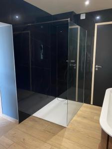 Love hotels Domaine du Sauge : photos des chambres