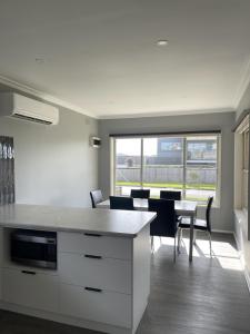 Good Times on Grandview