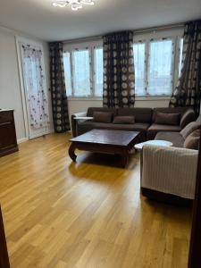 appartement périurbain de Paris et Versailles