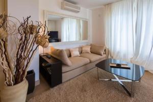 Tolle Wohnung in Crikvenica mit Möbliertem Balkon und Meerblick 