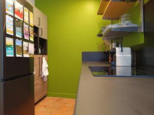 Appartements Loft Central Spacieux - Parking Inclus : photos des chambres