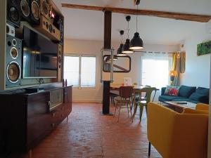 Appartements Loft Central Spacieux - Parking Inclus : photos des chambres