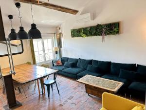 Appartements Loft Central Spacieux - Parking Inclus : photos des chambres