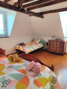 Maisons de vacances Maison avec piscine, boulodrome dans les Pyrenees : photos des chambres
