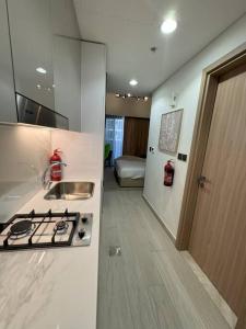 Chic and Cozy Studio