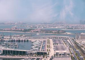 Coastal Marina Escape - 4 BR Sea, Dubai Eye & Palm View