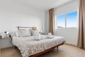 Panoramic Sea View Apartment with Pool