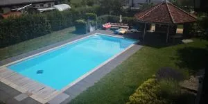 Land Luxury - 尤顿多夫