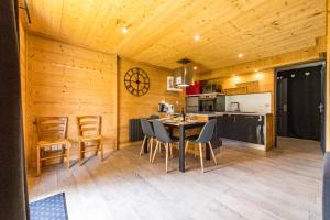 Apartment for 4 - 6 people in Albiez-Montrond