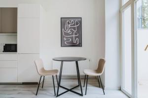 Blueground Vršovice private terrace equipped PRG-4