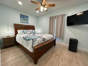 Cape Key Updated Beach Bungalow