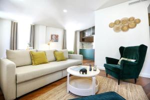 Green Essence Duplex in Faro by Mishas Place