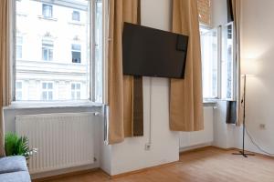 Amazing 2BR Shared Apt Only 7 Min to Wiener Stadthalle