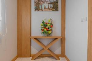 R1市中心原木风格豪华装修泳池别墅r