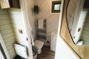 Little Otchan Shepherds Hut