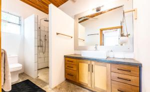 Dos Olas Villa 2-Private Pool, Short Walk to Beach