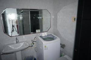 Apartment 610, vista Mar e Farol da Barra