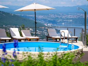 Apartment Laurus-3 by Interhome 