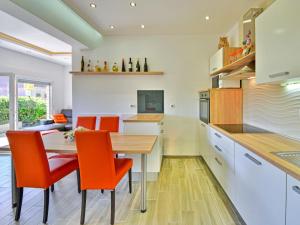 Holiday Home Koalas Nest Home & Apartments by Interhome 