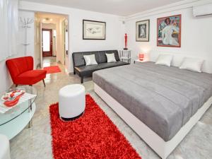 Apartment Dado by Interhome