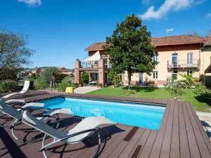 Holiday Home Helix1912 by Interhome - Tigliole