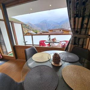 Appartements STUDIO 2 ALPES STYLE CHALET au PIED DE TELESIEGE DU DIABLE : photos des chambres