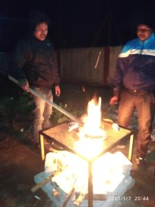 Resort Gorumara Riverside