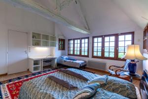 Chalets Fleurs De Mai Cottage Heated Pool Playgrounds View : photos des chambres