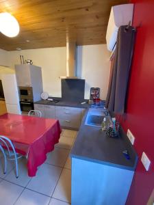 Appartements Appartement T2 spacieux : photos des chambres