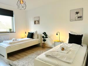 Großzügige Wohnung - 6 Personen-3 Schlafzimmer- Parkplatz- Waschmaschine-2 Balkone