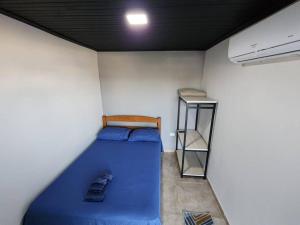 Quarto mobiliado