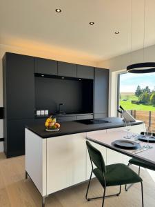 Neues Repräsentatives Designer Loft im Herzen Bayerns