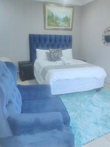 Choosers Express Hotel Room 6