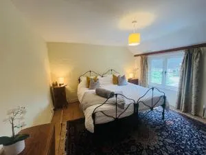 Beautifully Quaint Cottage - Offord Cluny