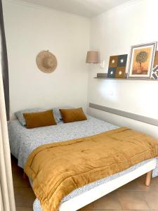 Appartements Appartement Golf de Pont Royal : photos des chambres