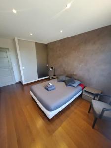 Le carreau parking et balcon-Groupama Stadium-Eurexpo