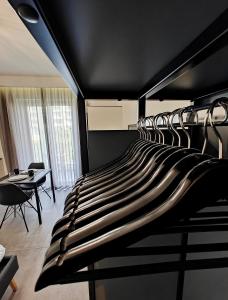 The Valley Room 6 with parking on premises