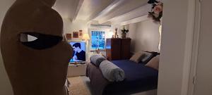 Appartements PARIS AUTHENTIC HOUSE studio with green courtyard 12 rue labourse Gentilly 94250 : photos des chambres