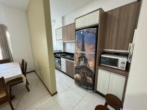 cód 86 - Apartamento á 100m do mar!