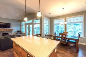 Sage Cottage On Osoyoos Lake #197 - Osoyoos