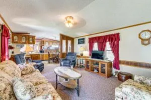 Paden City Home Near Ohio River! - Senecaville