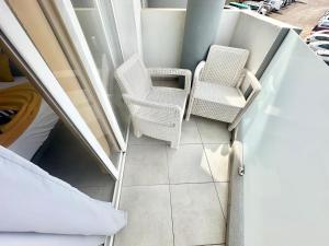 Candy Pop - Pool, 2 Terraces,Desk and high speed internet