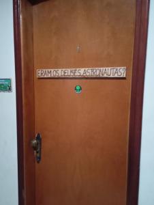 Área 51 Hospedaria - STL